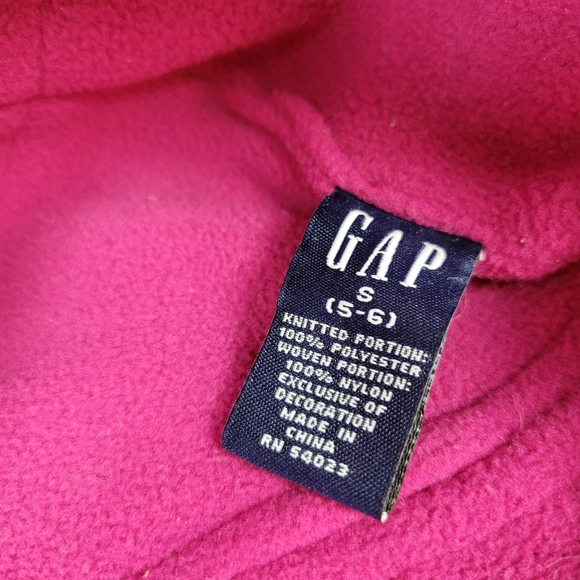 GAP Little Girl Trapper Fleece Hat - Picture 8 of 9